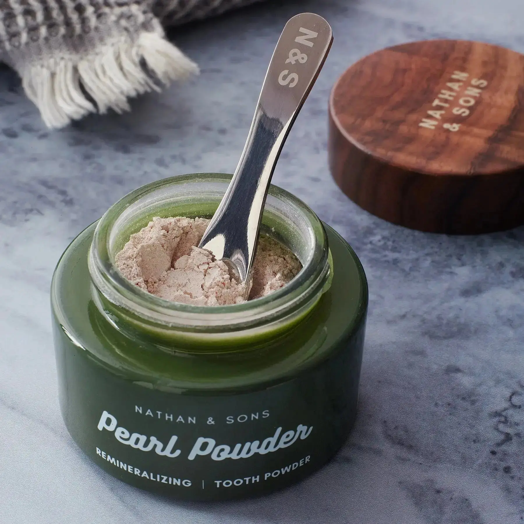 Pearl Powder Tooth Scrub - Image 4